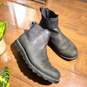 Sorel Ainsley Chelsea Boot